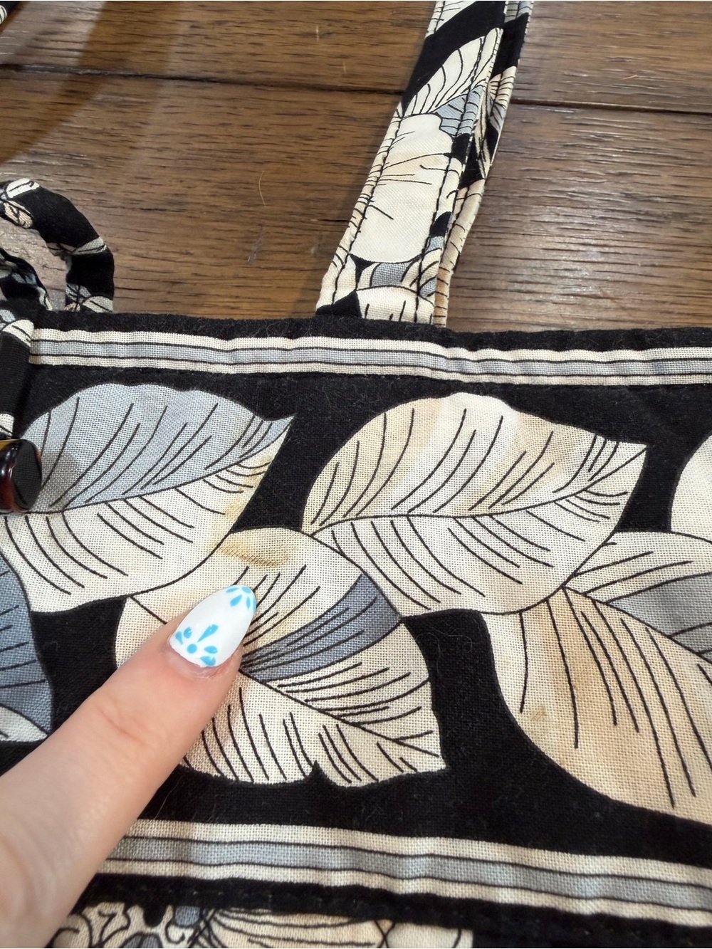 Vera Bradley Black & Cream Floral Quilted Tote - Picture 8 of 11